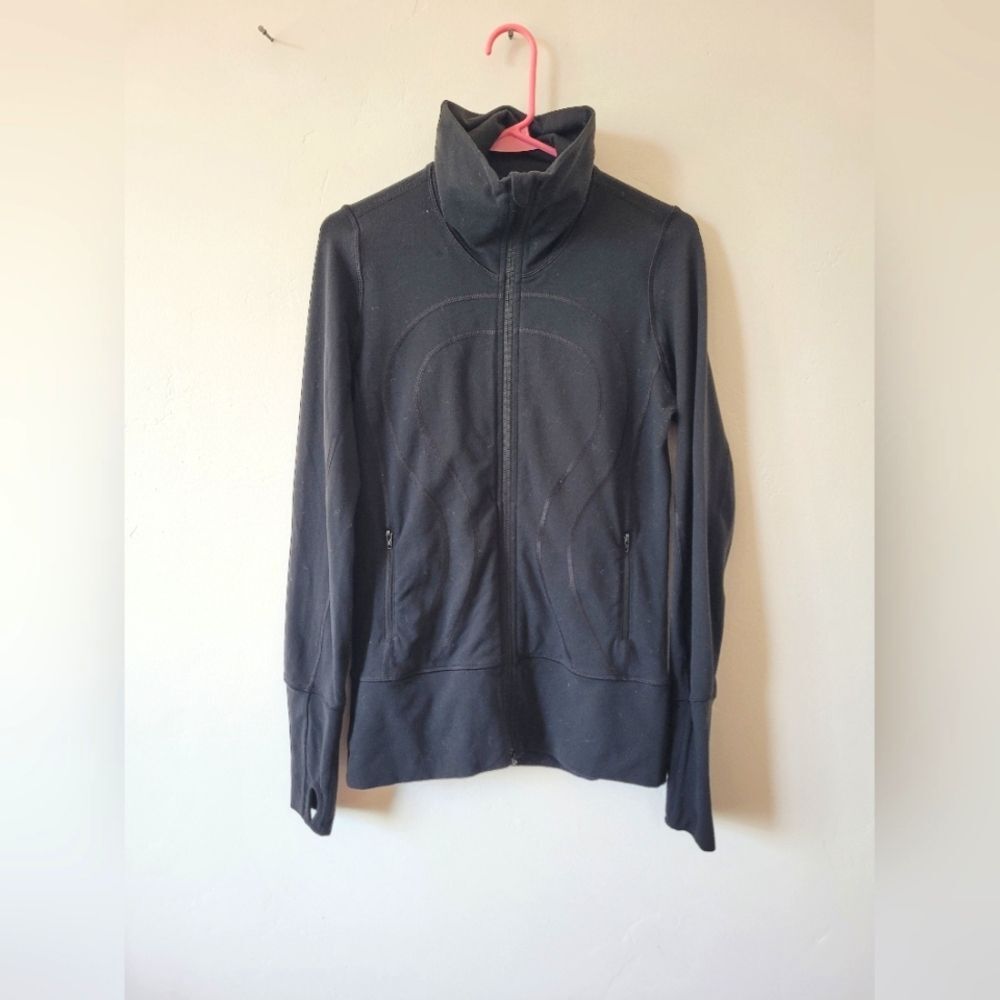Lululemon In Stride Jacket Luon Black Size 6 Running Activewear Sporty Full Zip